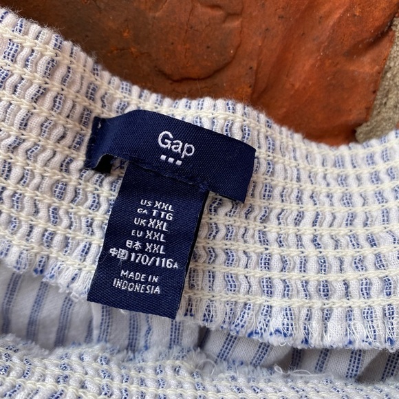 Gap Womens 2X Cold Shoulder Stripe Metallic Flowy Top - Picture 6 of 10